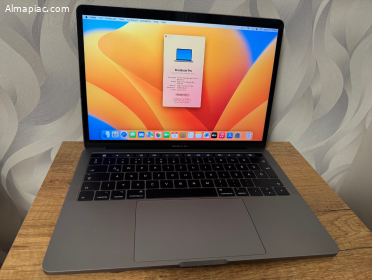 2017 MacBook Pro 13" TouchBar, Magyar billentyűzet, 500 GB SSD