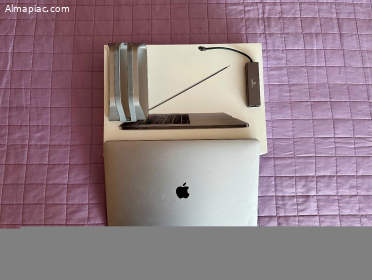 Eladó MacBook Pro 15” (2018) – i7 / 16GB / 512GB / Radeon 560X – csak