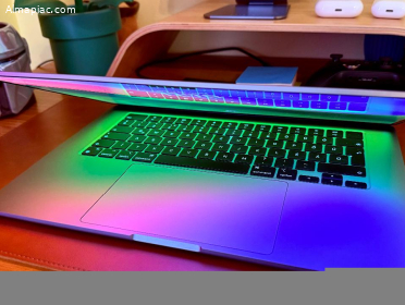 Macbook Air M2 15,3"  8/256GB, Space Gray, 2 éves